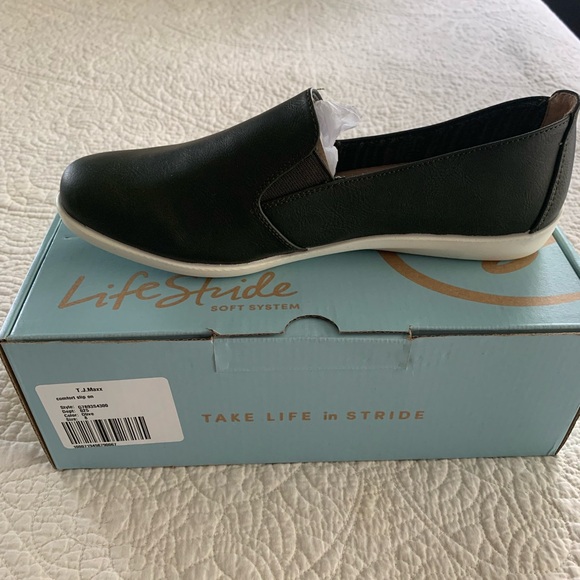 Life Stride Slip on Sneaker Women - Picture 8 of 9